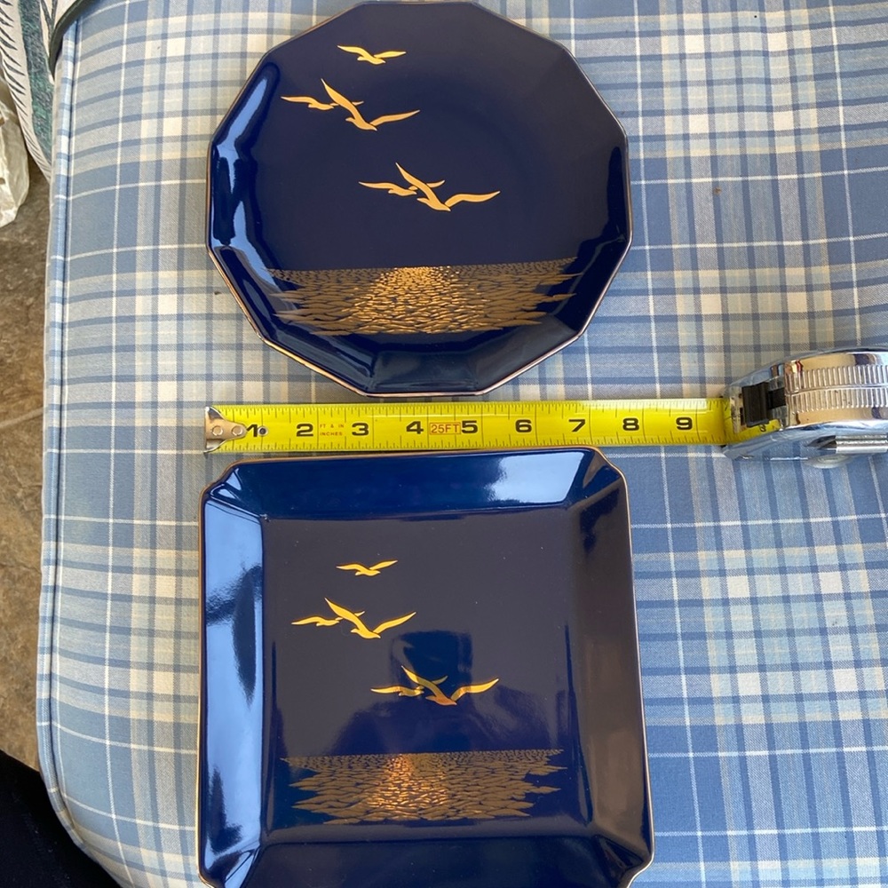2 seagull plates